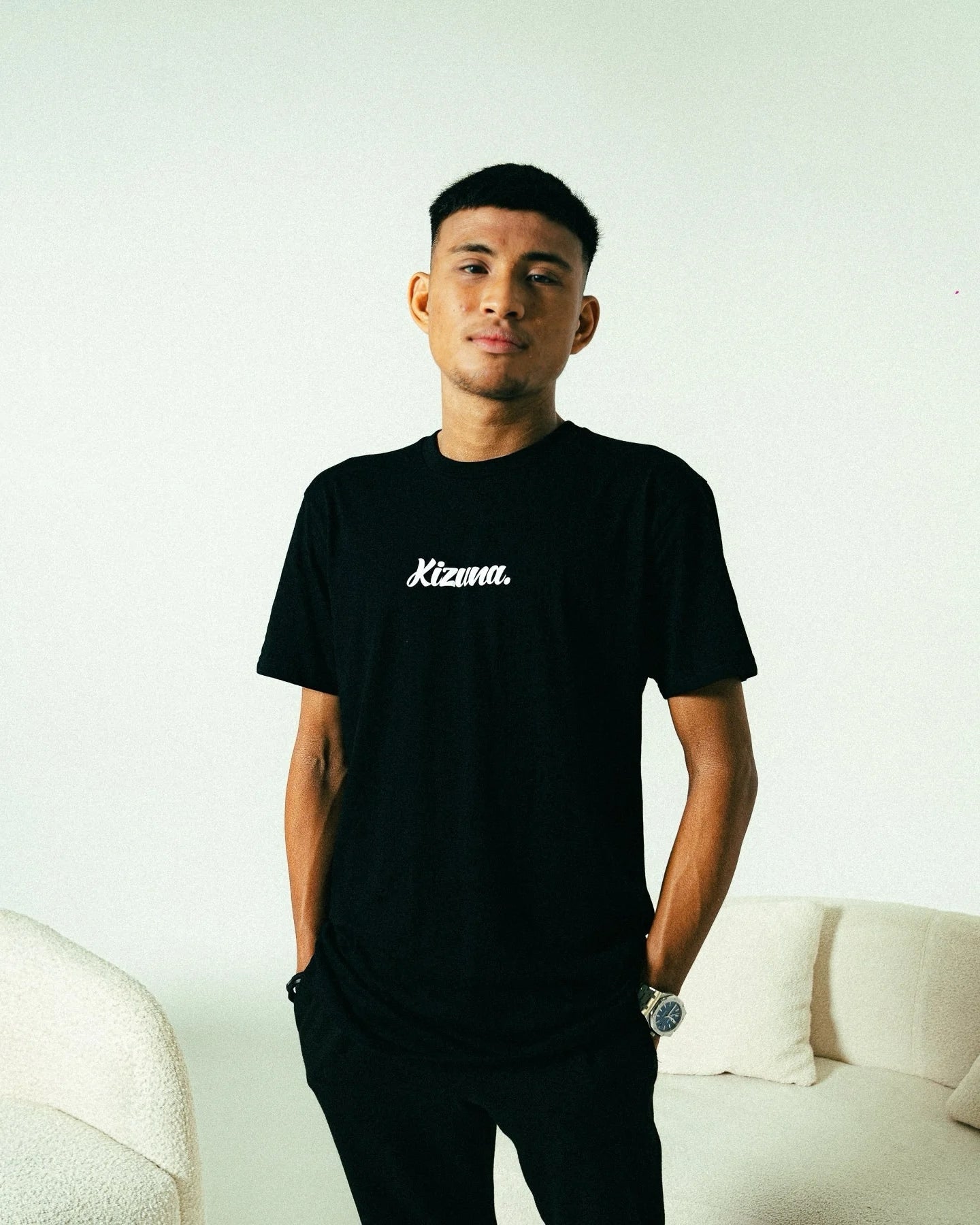 BLACK TEAM LOGO T-SHIRT